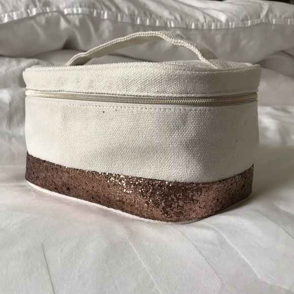 Clarins Makeup Bag - Picture 4 of 8